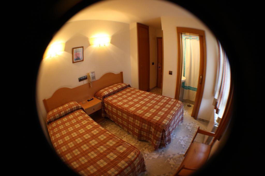 Hostal Goyma II Сан-Фернандо-де-Энарес Экстерьер фото