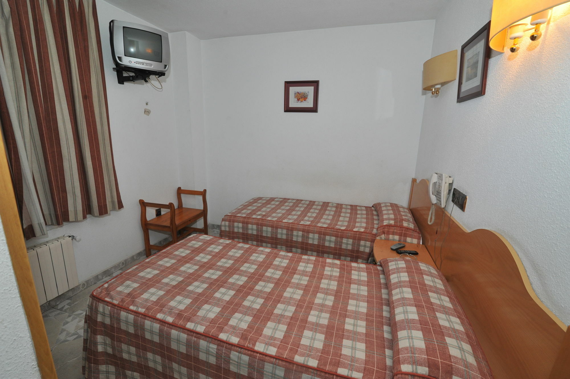 Hostal Goyma II Сан-Фернандо-де-Энарес Экстерьер фото